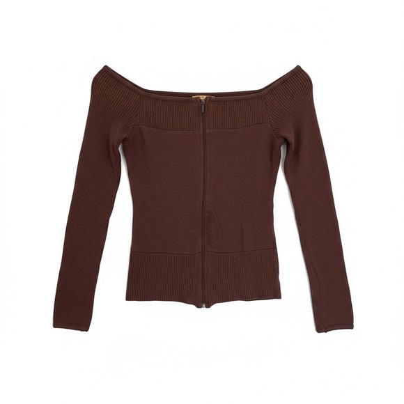 Chic Off-Shoulder Brown Sweater - Picture 2 of 4